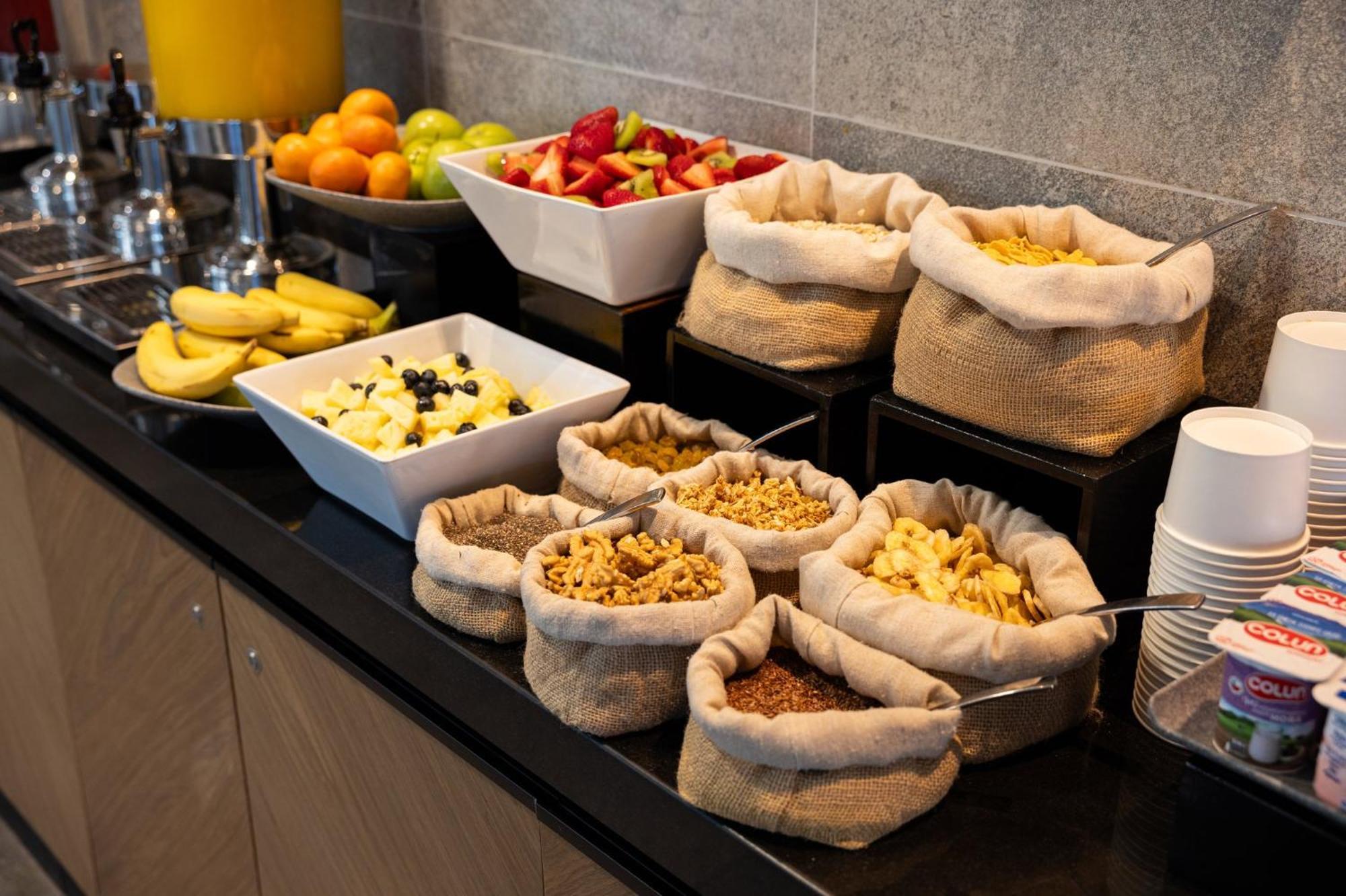 Holiday Inn Express - Concepcion By Ihg Bagian luar foto